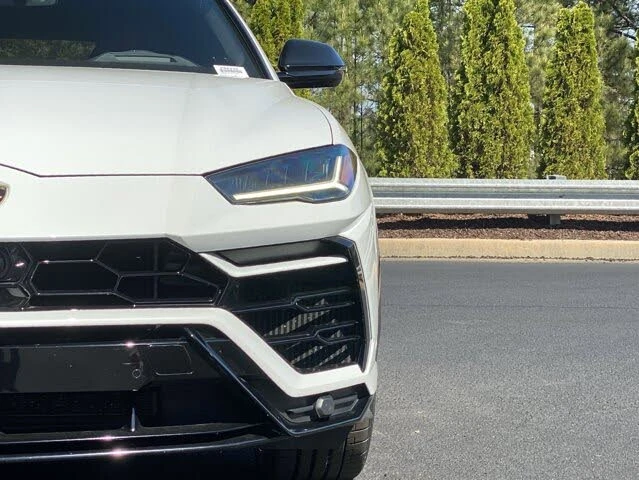 2022 Lamborghini Urus - Image 21 of 31