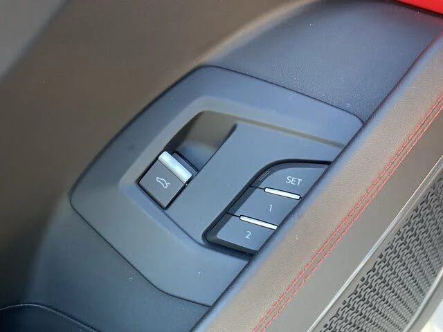 2022 Lamborghini Urus - Image 28 of 31