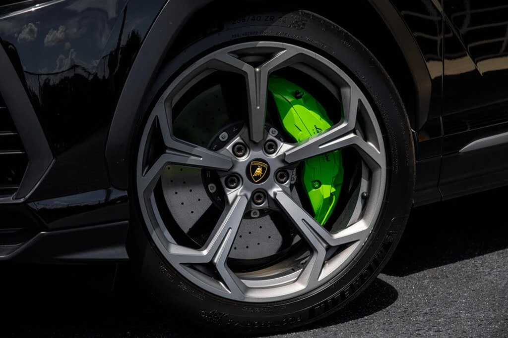2022 Lamborghini Urus - Image 3 of 31
