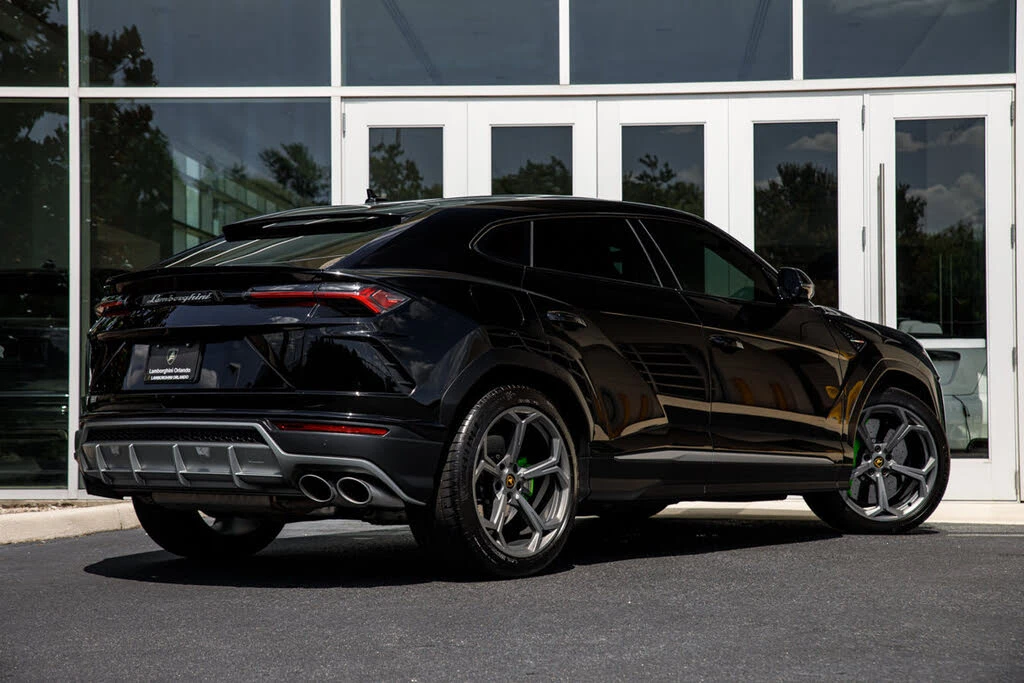2022 Lamborghini Urus - Image 14 of 31