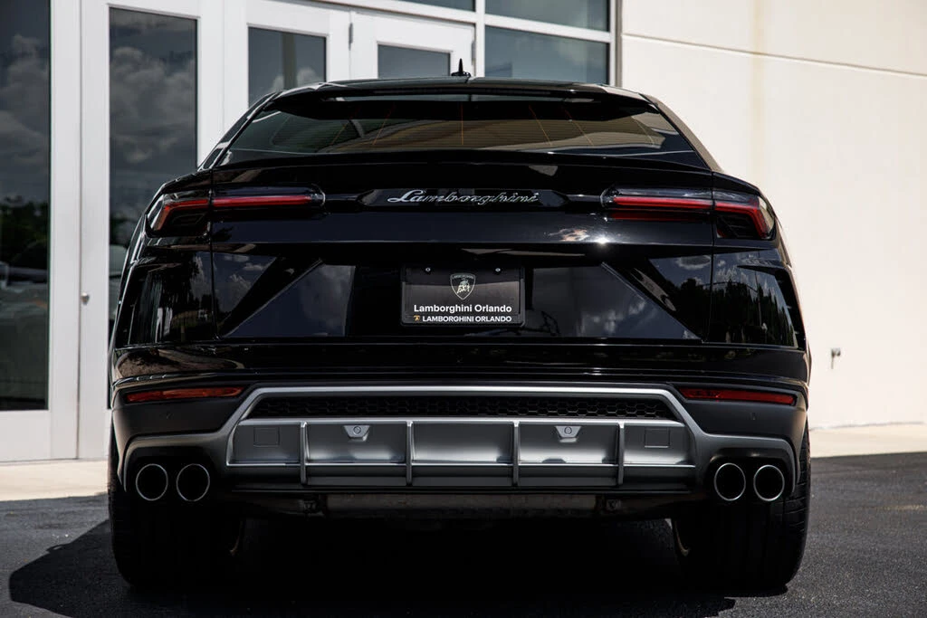 2022 Lamborghini Urus - Image 12 of 31
