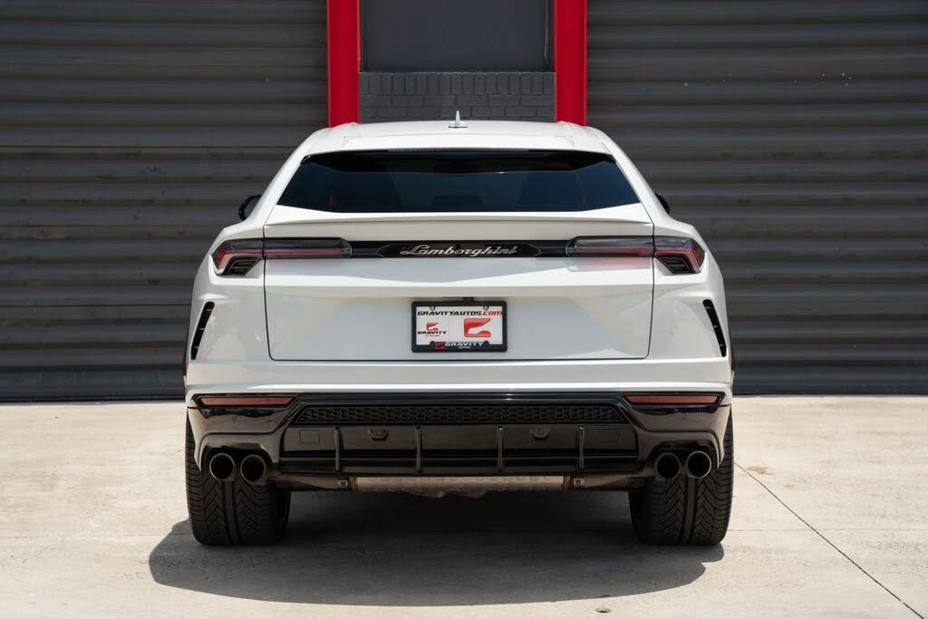 2022 Lamborghini Urus - Image 14 of 31