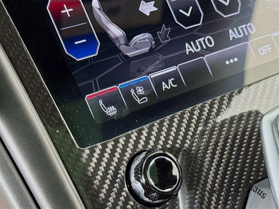 2022 Lamborghini Urus - Image 27 of 31