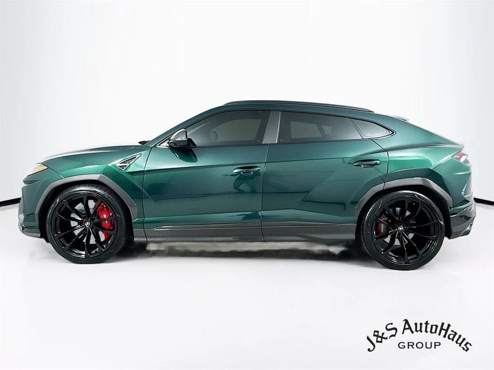 2022 Lamborghini Urus - Image 4 of 31