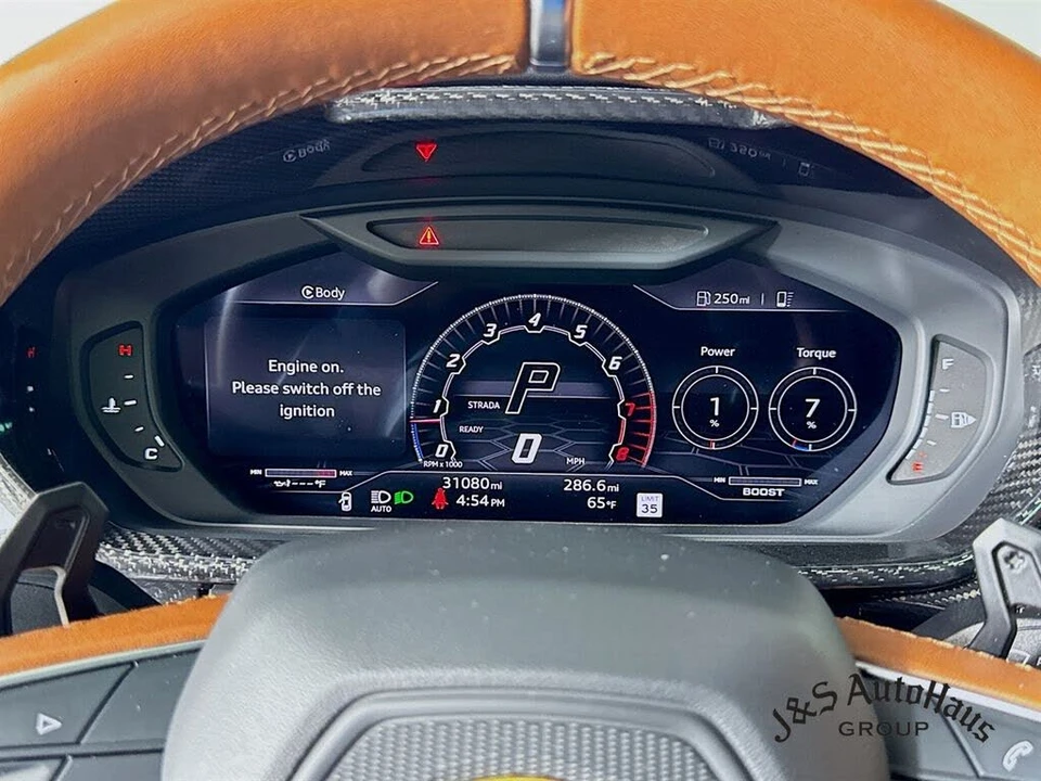 2022 Lamborghini Urus - Image 15 of 31