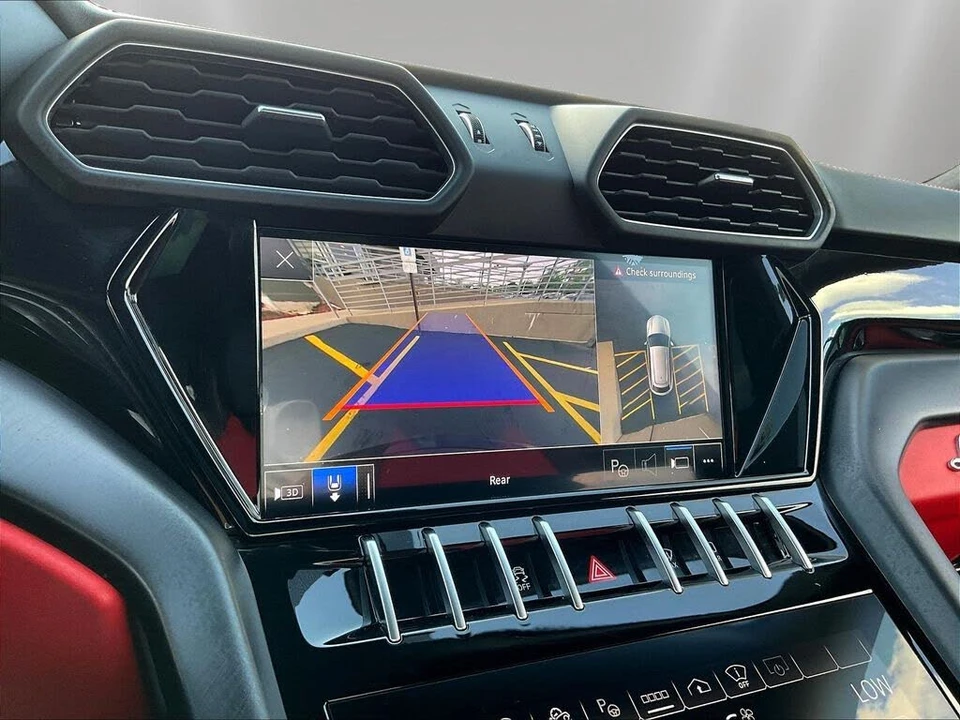2022 Lamborghini Urus - Image 14 of 31