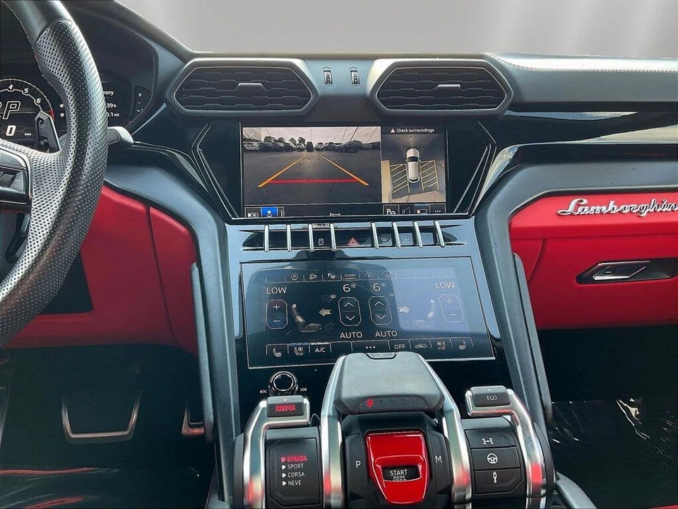 2022 Lamborghini Urus - Image 9 of 31