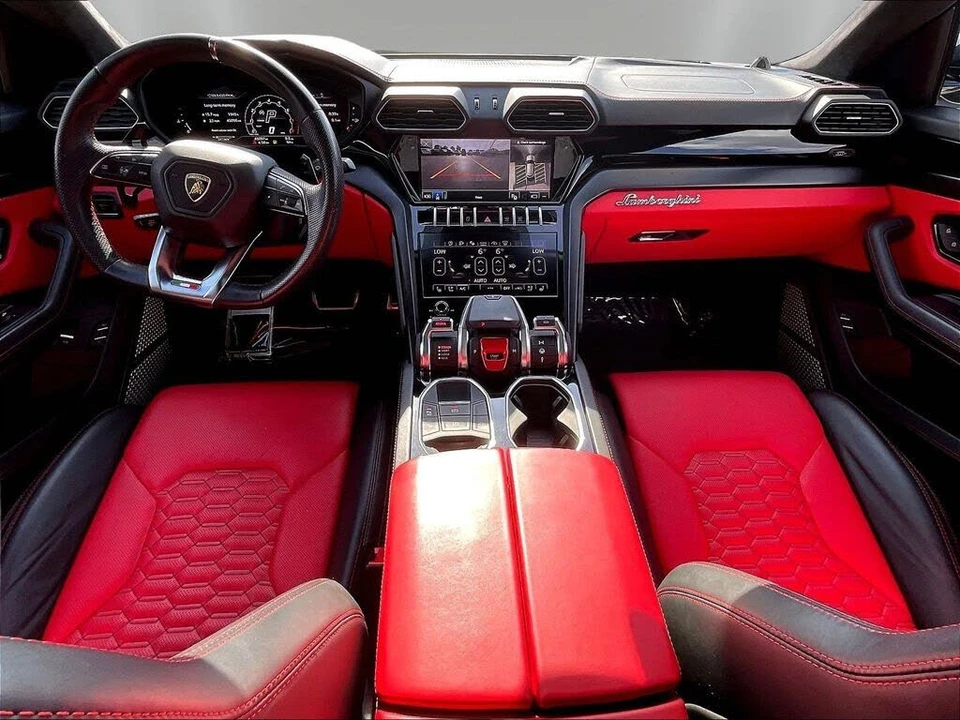 2022 Lamborghini Urus - Image 7 of 31