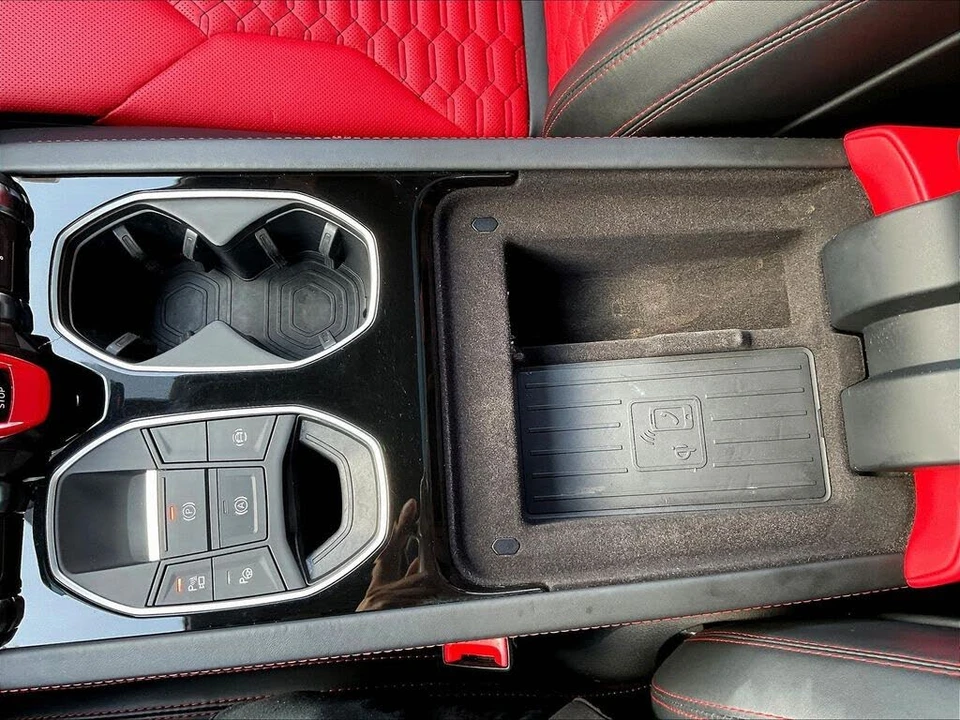 2022 Lamborghini Urus - Image 15 of 31