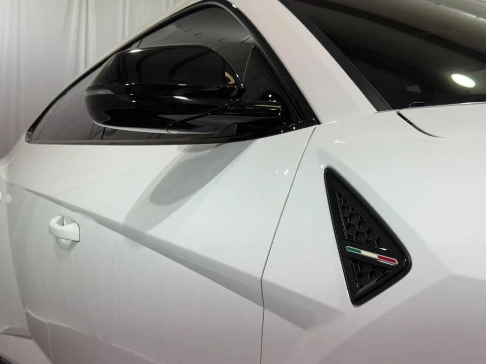 2022 Lamborghini Urus - Image 13 of 27