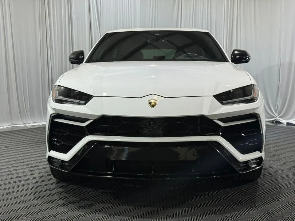 2022 Lamborghini Urus - Image 4 of 27