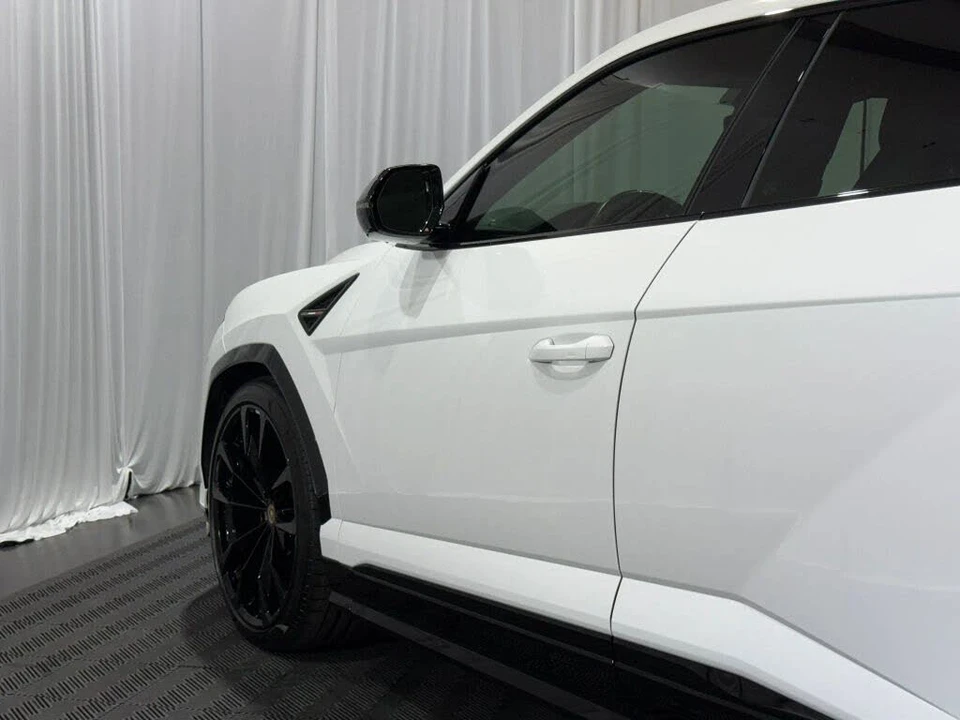 2022 Lamborghini Urus - Image 19 of 27