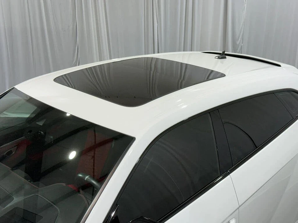 2022 Lamborghini Urus - Image 14 of 27