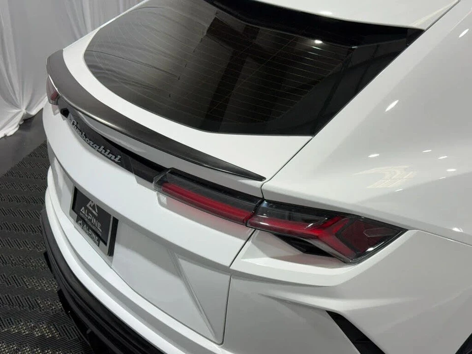 2022 Lamborghini Urus - Image 9 of 27