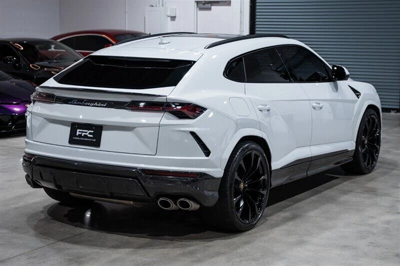 2022 Lamborghini Urus - Image 6 of 31