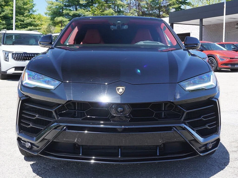 2022 Lamborghini Urus - Image 15 of 31