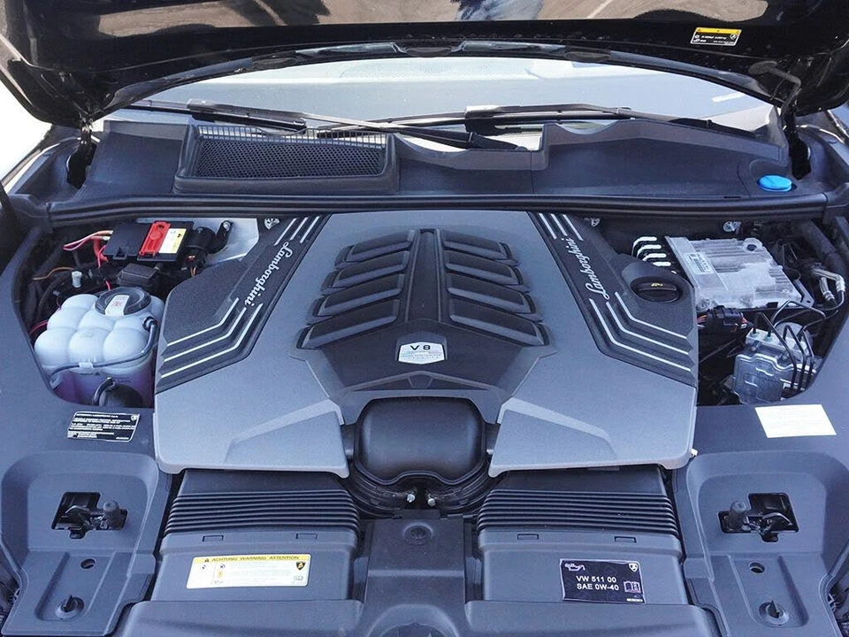 2022 Lamborghini Urus - Image 25 of 31