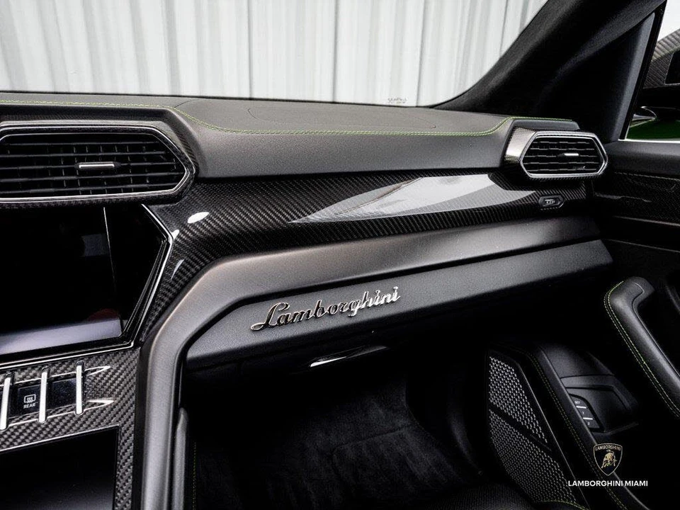 2022 Lamborghini Urus - Image 31 of 31