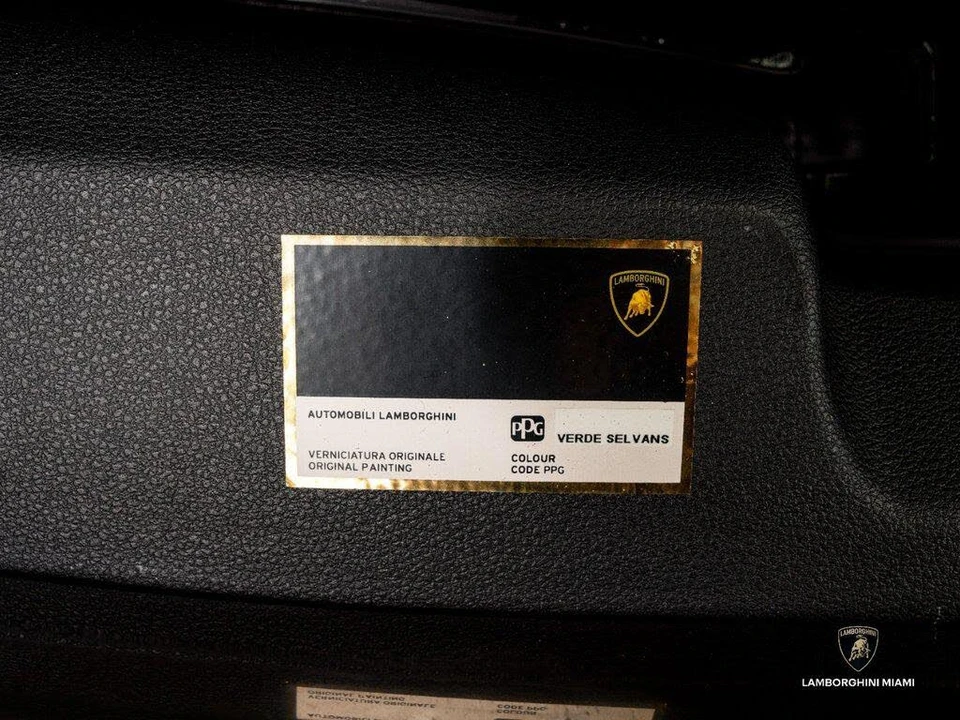 2022 Lamborghini Urus - Image 16 of 31