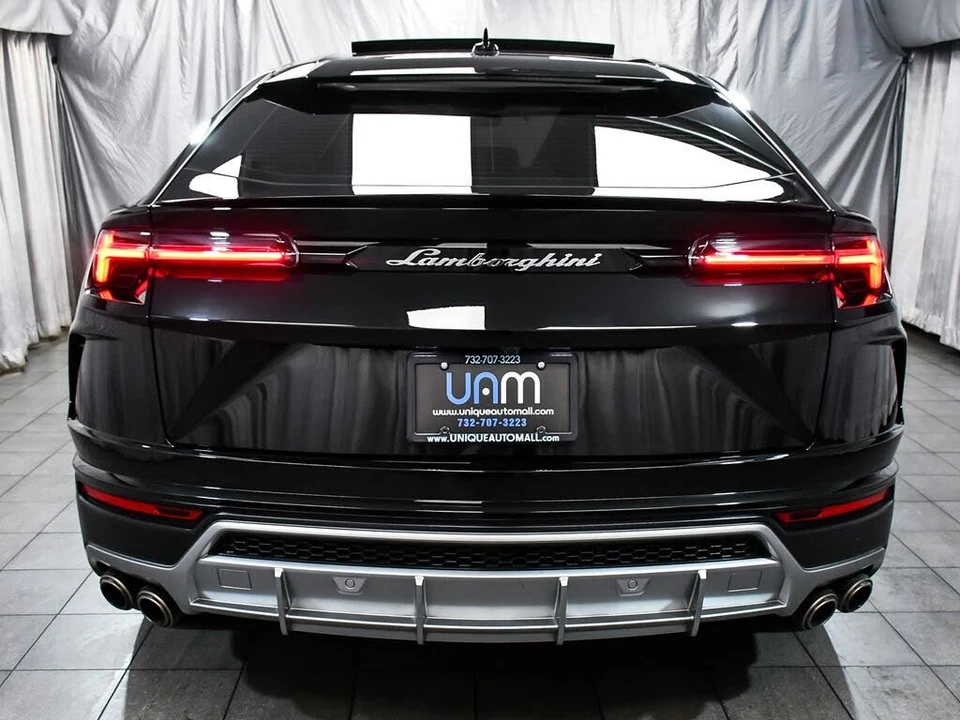 2022 Lamborghini Urus - Image 5 of 31
