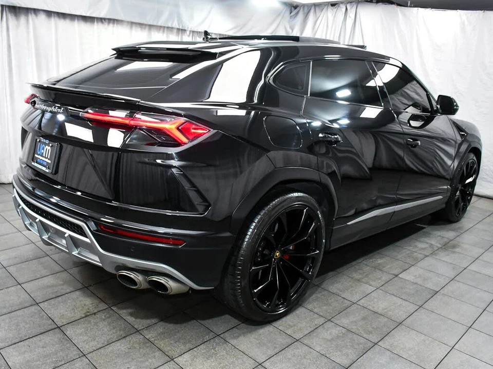2022 Lamborghini Urus - Image 6 of 31