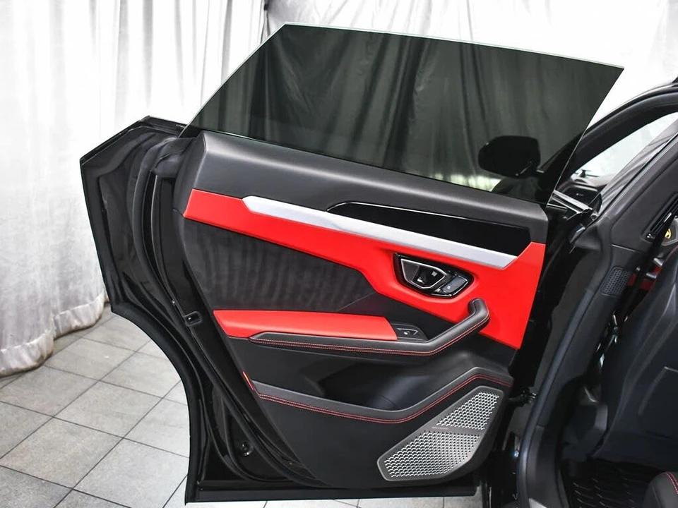 2022 Lamborghini Urus - Image 13 of 31