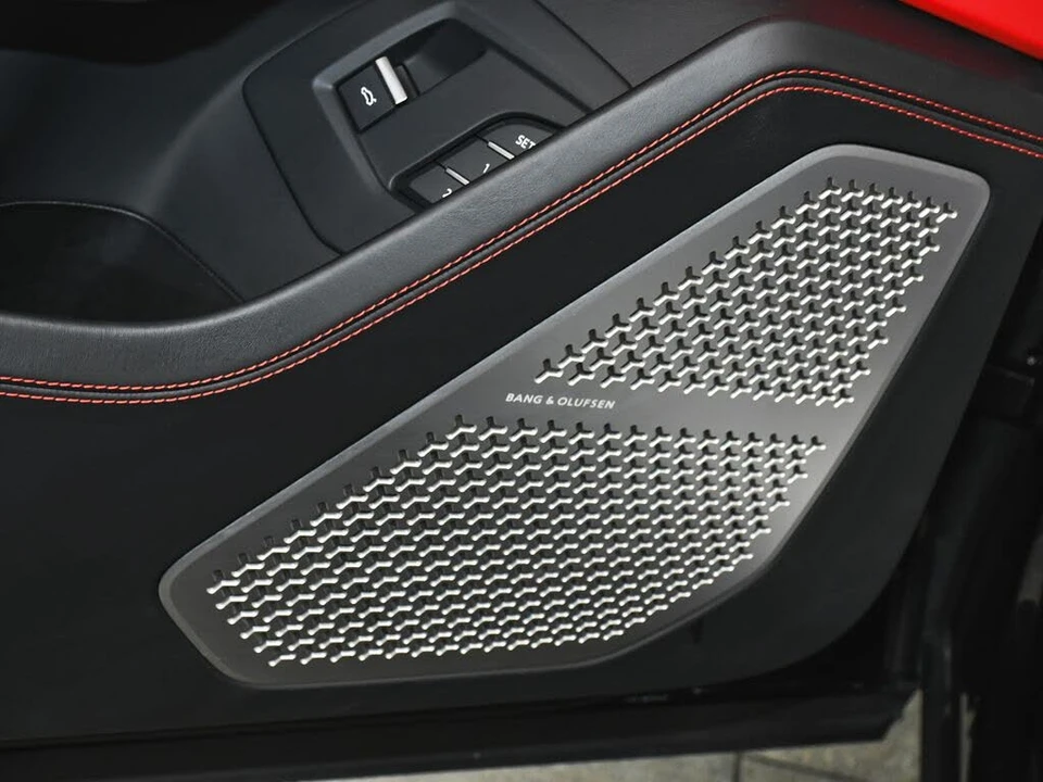 2022 Lamborghini Urus - Image 11 of 31