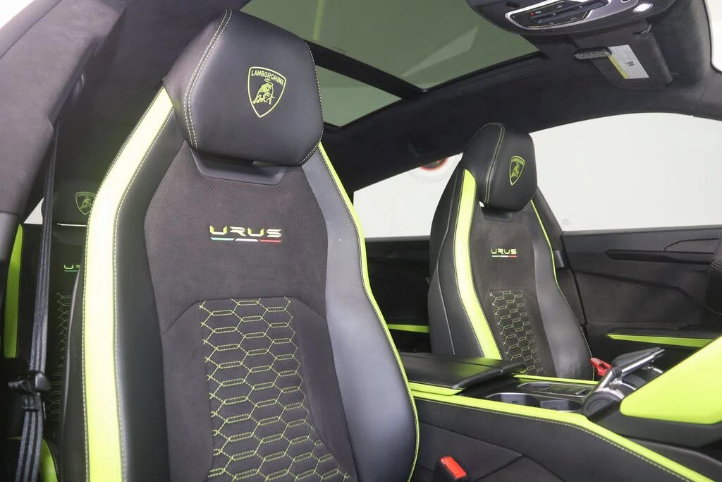 2022 Lamborghini Urus - Image 14 of 31