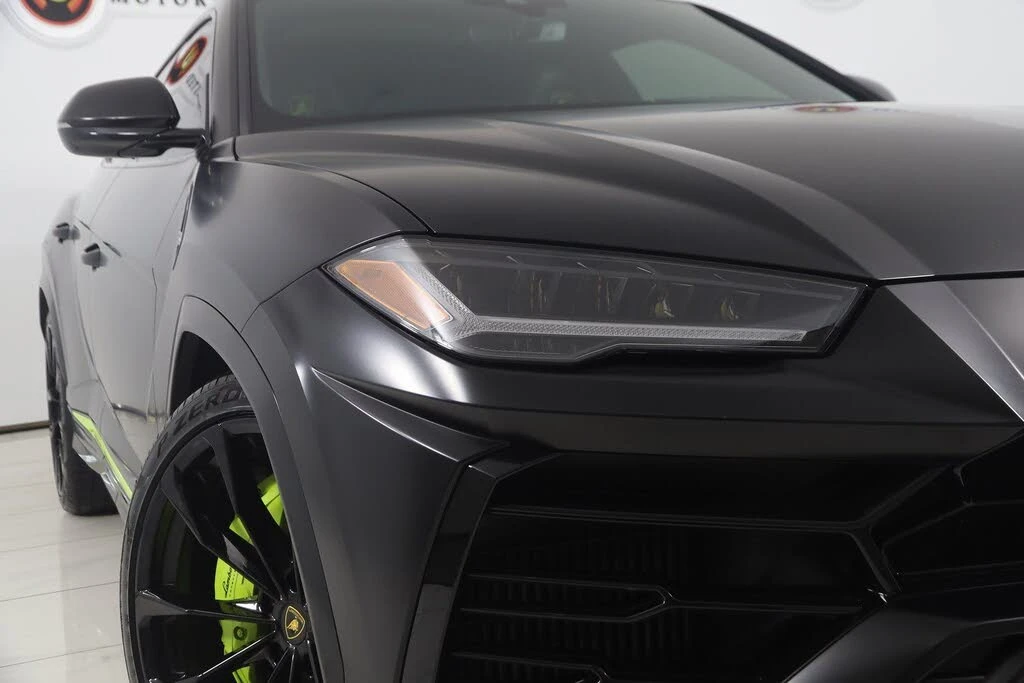 2022 Lamborghini Urus - Image 29 of 31