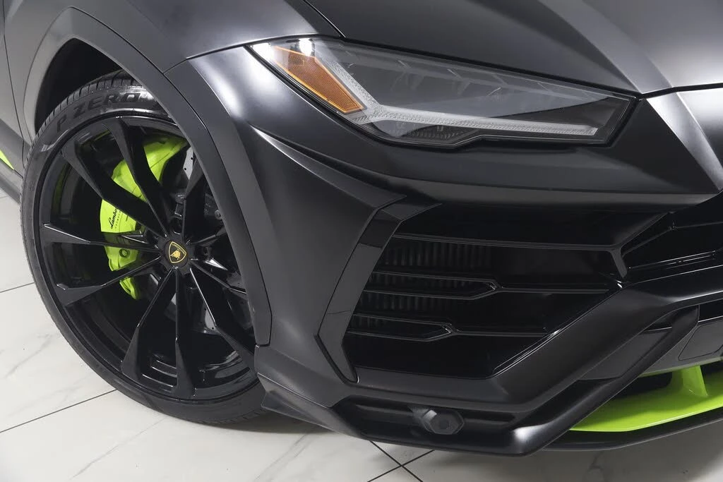 2022 Lamborghini Urus - Image 26 of 31