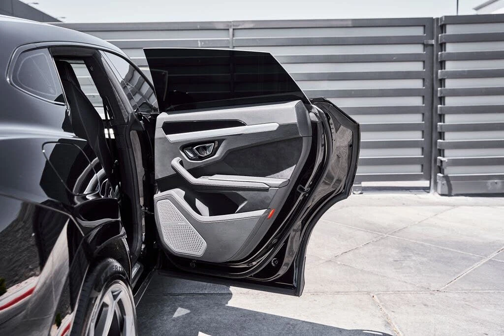 2022 Lamborghini Urus - Image 25 of 31