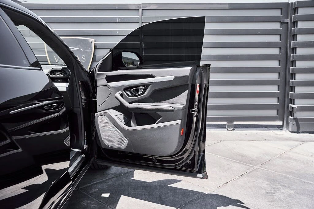 2022 Lamborghini Urus - Image 22 of 31