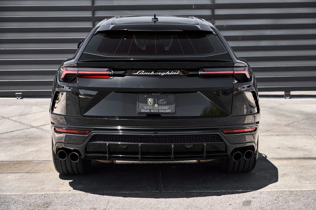2022 Lamborghini Urus - Image 14 of 31
