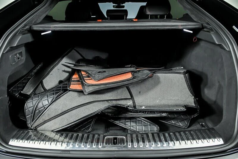 2022 Lamborghini Urus - Image 12 of 31