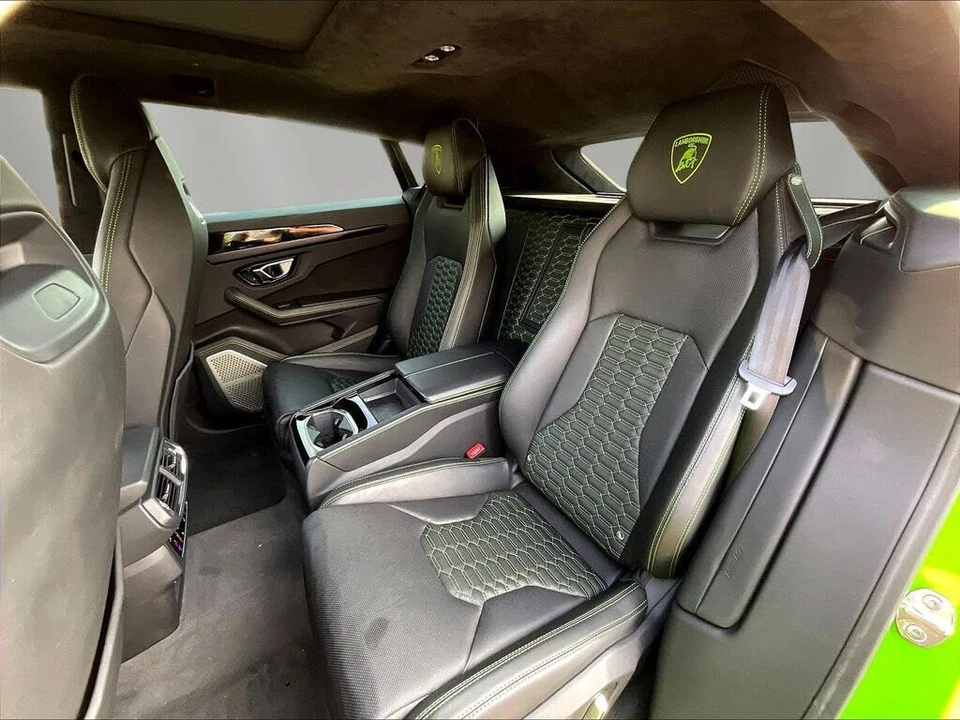 2022 Lamborghini Urus - Image 21 of 31