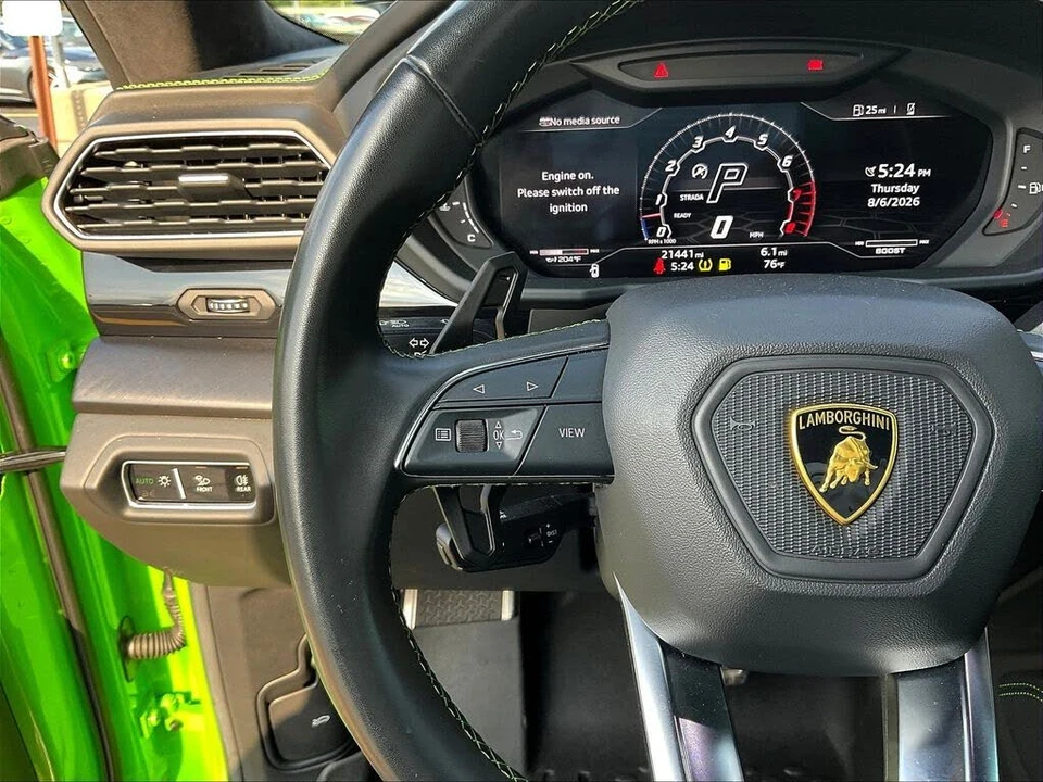2022 Lamborghini Urus - Image 11 of 31