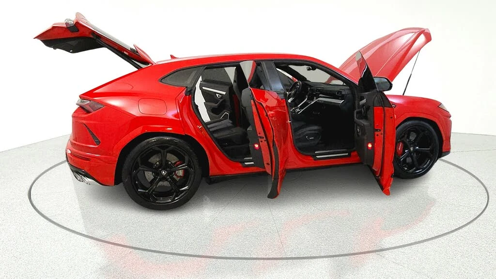 2022 Lamborghini Urus - Image 15 of 31