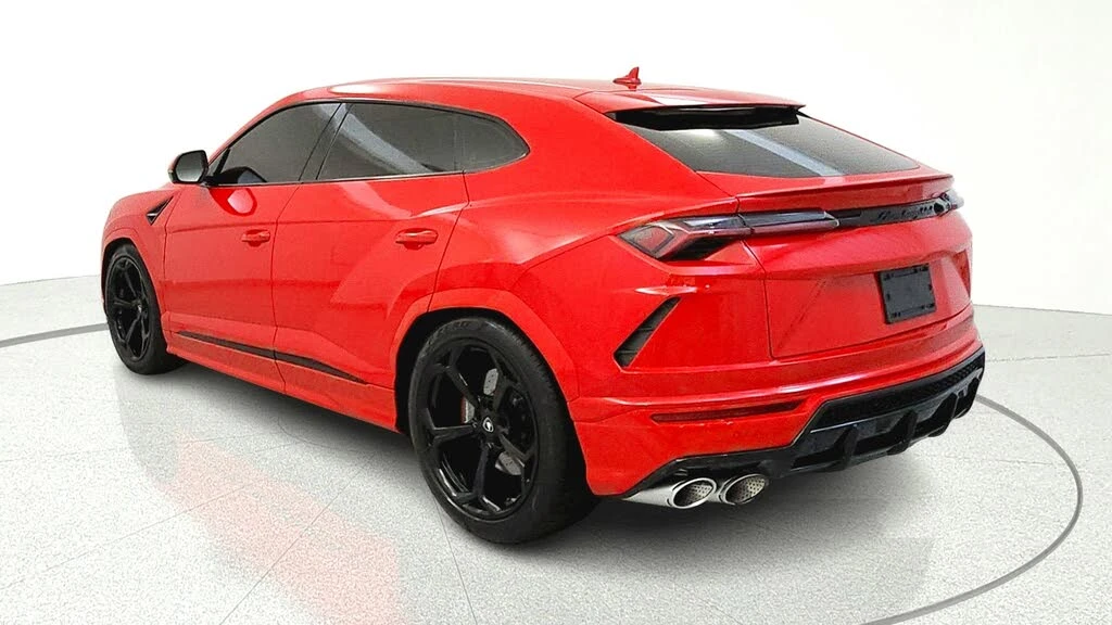 2022 Lamborghini Urus - Image 5 of 31