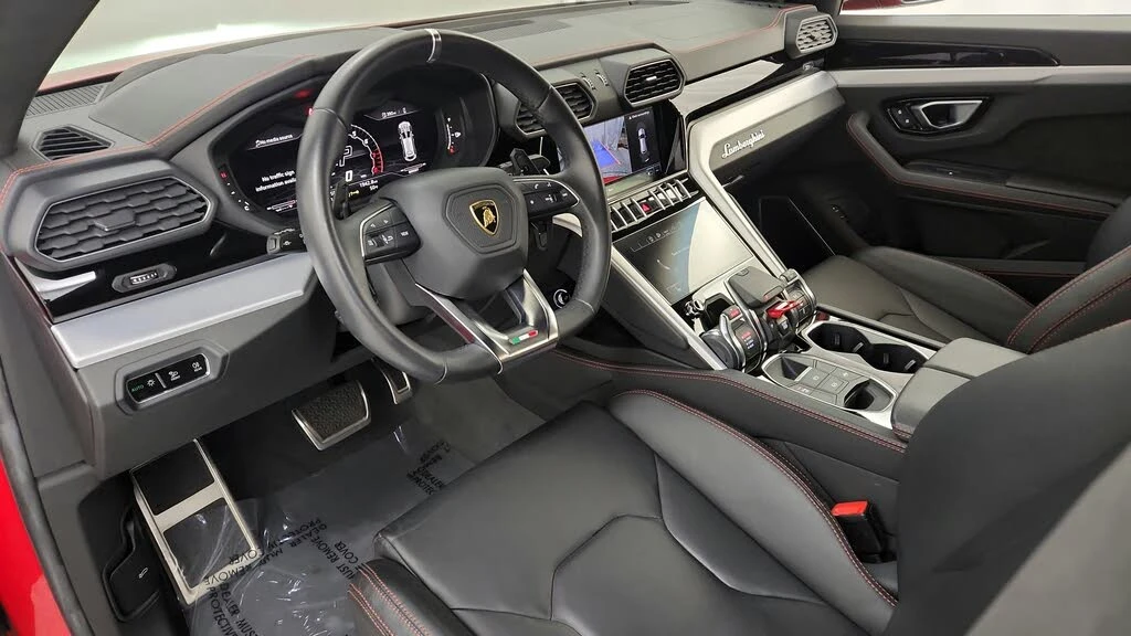 2022 Lamborghini Urus - Image 30 of 31