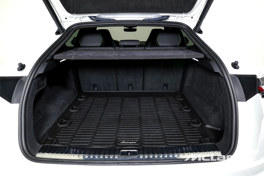 2022 Lamborghini Urus - Image 20 of 31