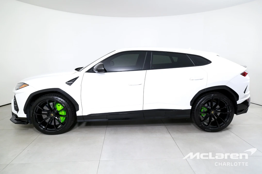 2022 Lamborghini Urus - Image 5 of 31