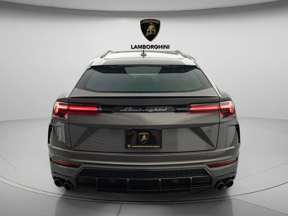 2022 Lamborghini Urus - Image 5 of 28