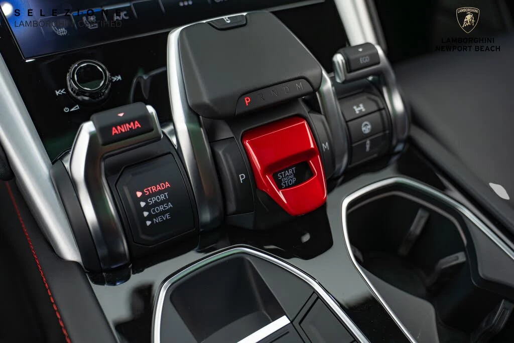 2022 Lamborghini Urus - Image 24 of 28