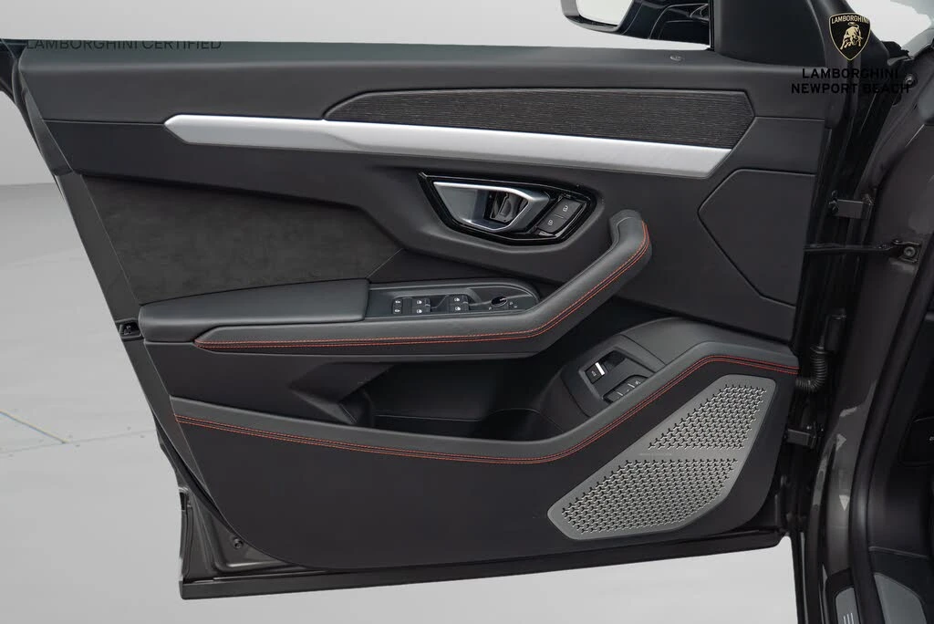 2022 Lamborghini Urus - Image 20 of 28