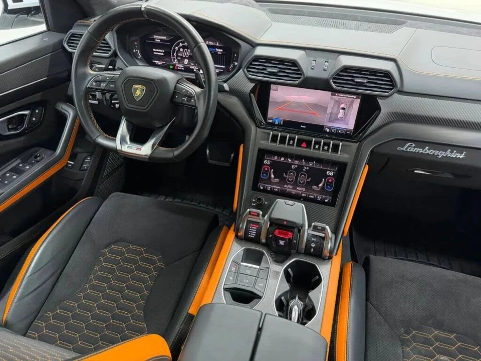 2022 Lamborghini Urus - Image 31 of 31
