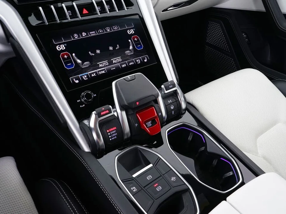 2022 Lamborghini Urus - Image 31 of 31