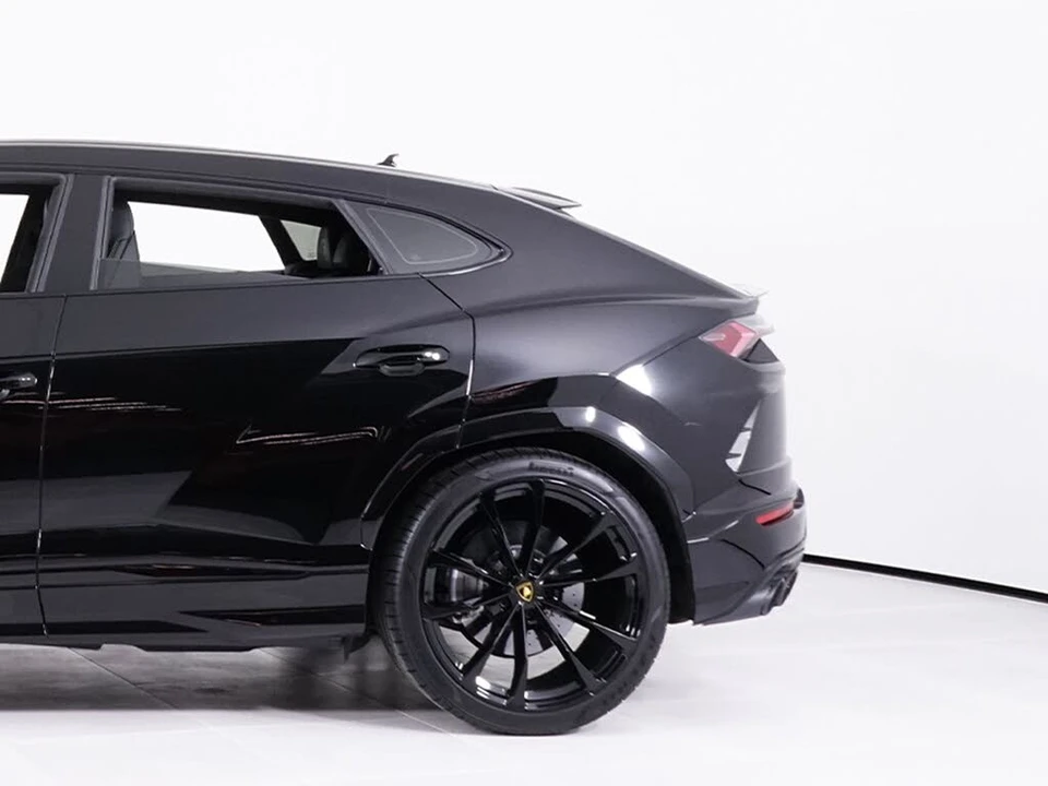 2022 Lamborghini Urus - Image 13 of 31