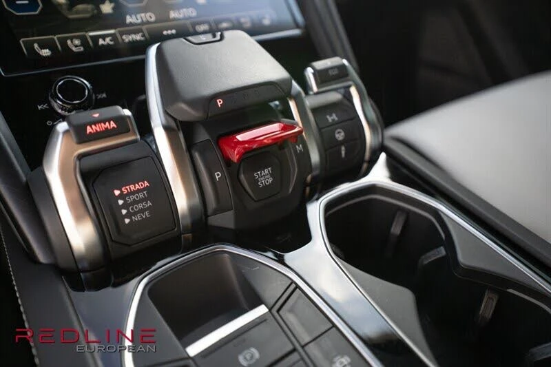 2022 Lamborghini Urus - Image 20 of 31