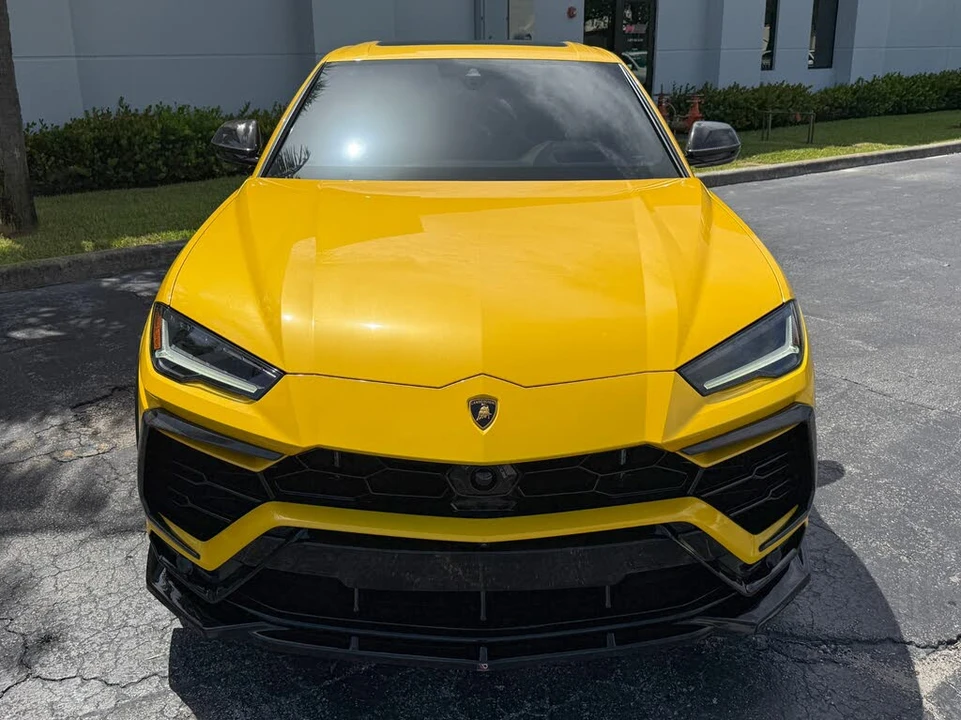 2022 Lamborghini Urus - Image 12 of 31