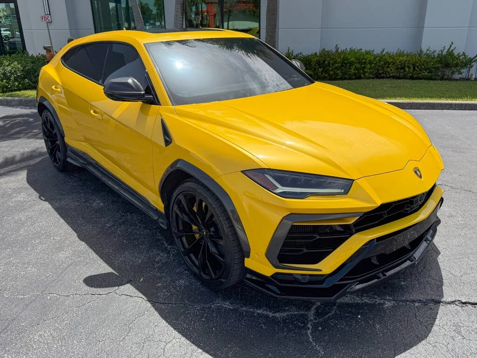 2022 Lamborghini Urus - Image 6 of 31
